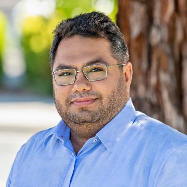 headshot of saint mary's professor safwat hamad